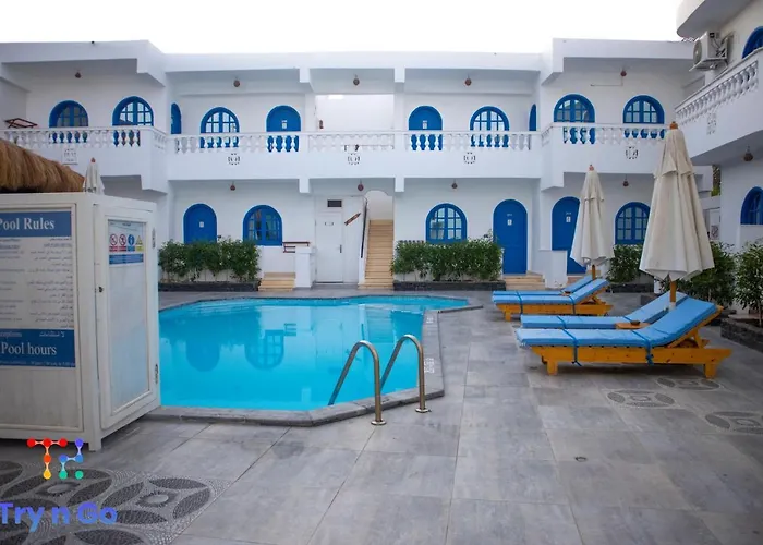 فندق Sea Horse 3*